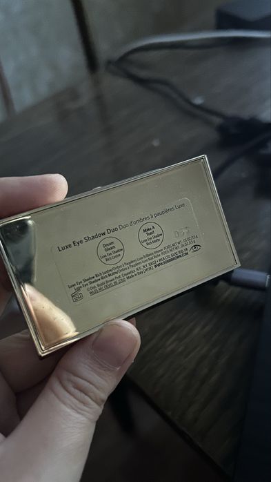 Продам тени Bobbibrown б/у