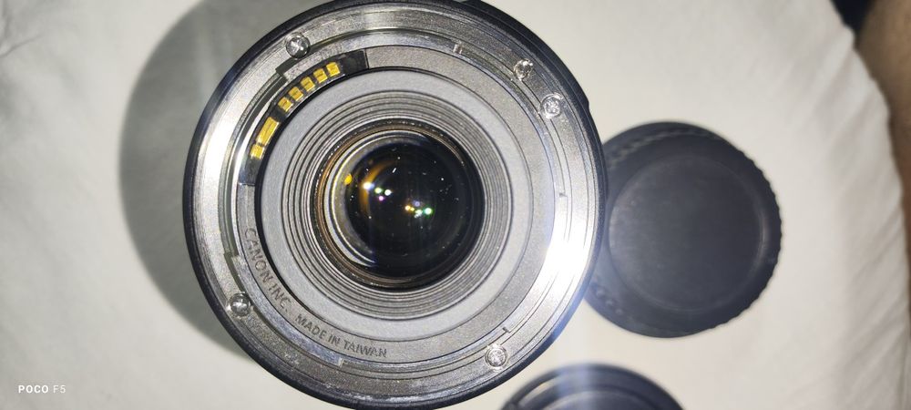 Объектив Canon EFs 17-85