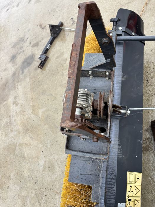 Matura pentru tractoras de gazon