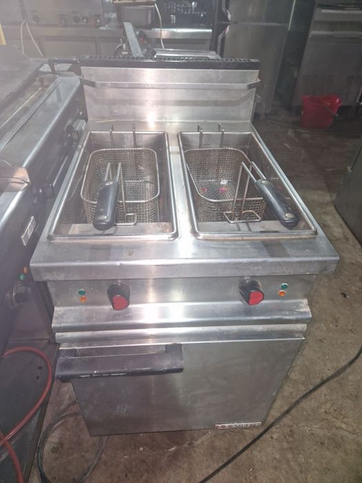 Friteuza dubla inox gros de putere,  cu robinet, 380v