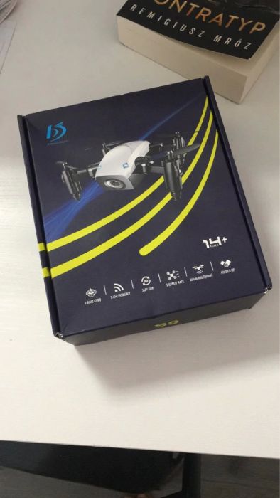 Мини-квадрокоптер дрон с WI-FI камерой