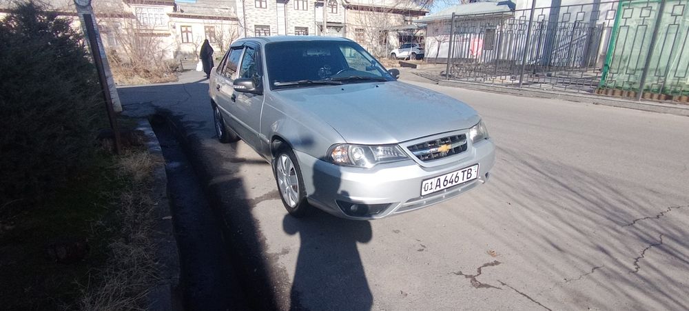 Nexia 2 sotiladi yili 2012