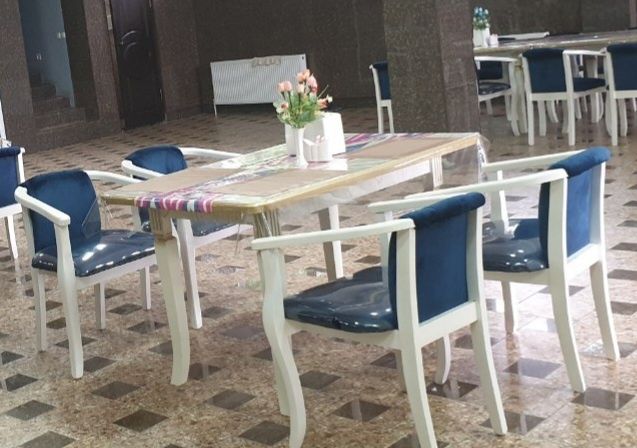 Ишлатилган Стол ва стулар сотилади тезда