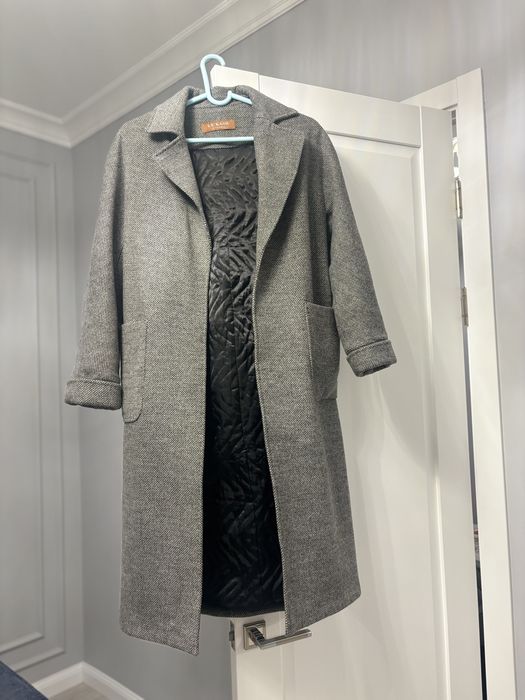 Пальто демисезонное