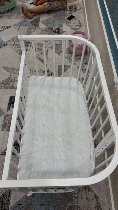 Детский манеж с матрасом в отличном состоянии