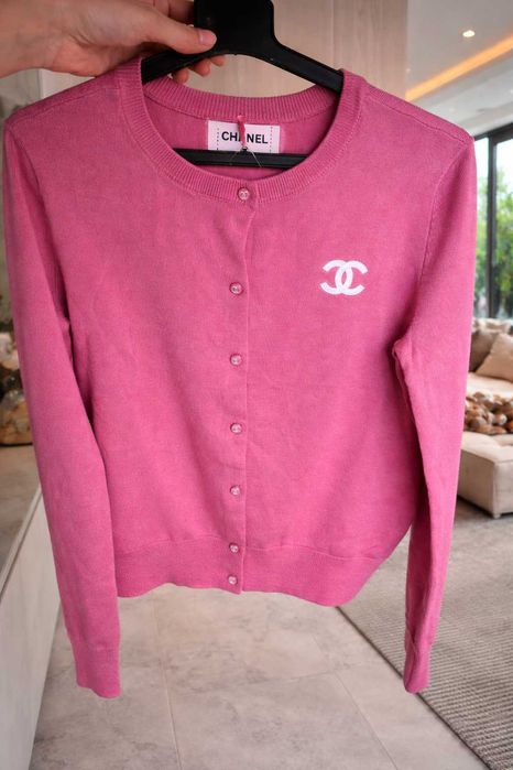 жилетка блуза на шанел с копчета и дълъг ръкав цикламена дамска chanel