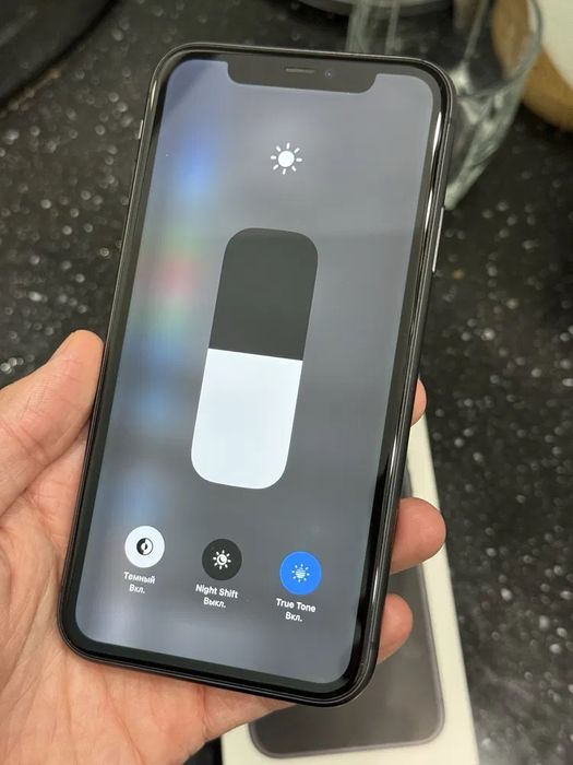 Продам iPhone 11 128GB Айфон 11 128ГБ