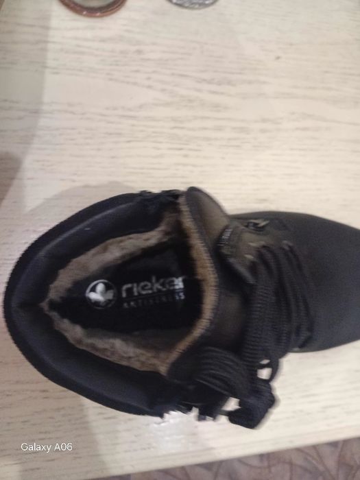 Новые ботинки Rieker
