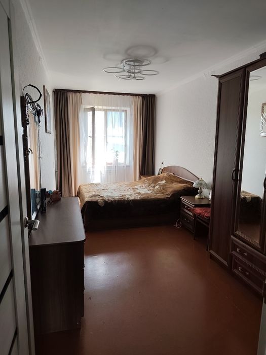 Квартира 3 комнатная