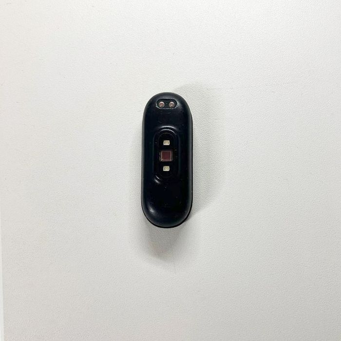 Фитнес браслет Mi band 4
