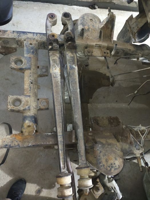 Нижней рычаг Уаз Хантер, Патриот.: 35 000 тг. - Ходовая и подвеска ...