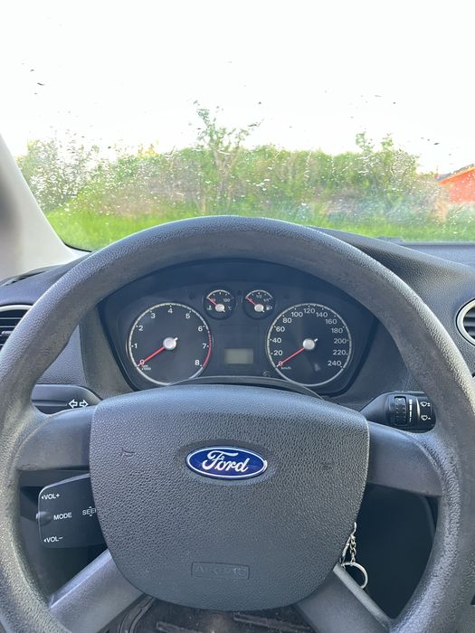 Dezmebrez sau vand Ford Focus MK2 2007!!!