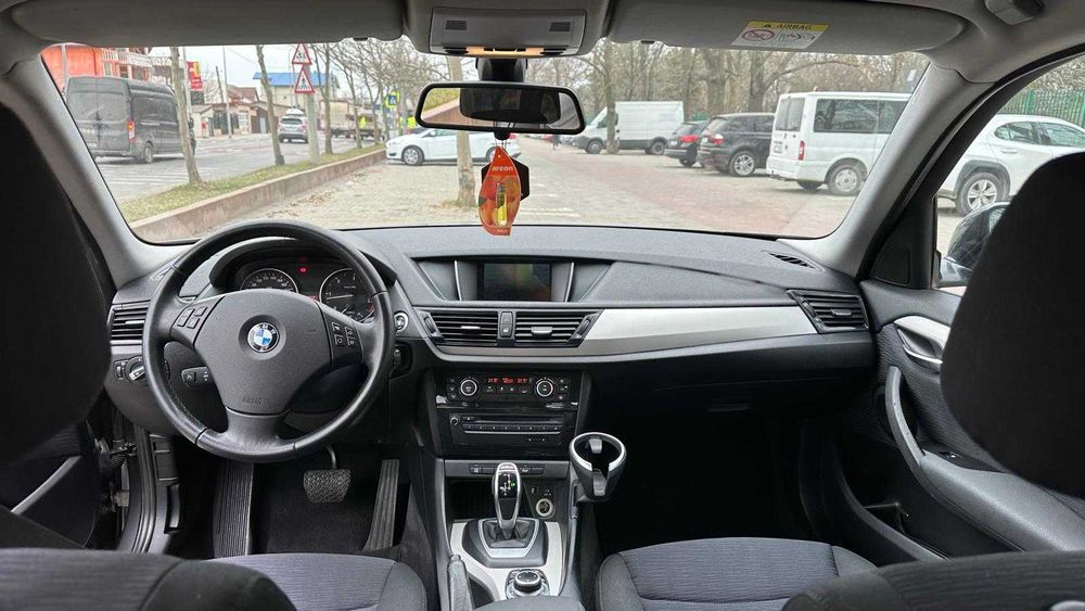 BMW X1 2014 — imagine 2