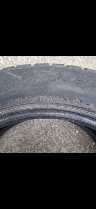 Зимни гуми 235/55R19 - 105V