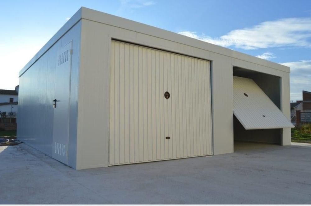 Garaje auto case modulare din panouri sandwich