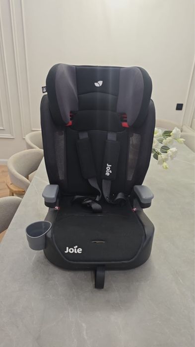 Автокресло joie