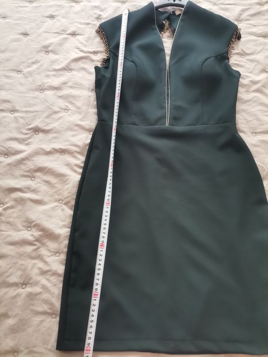 Елегантна дамска рокля