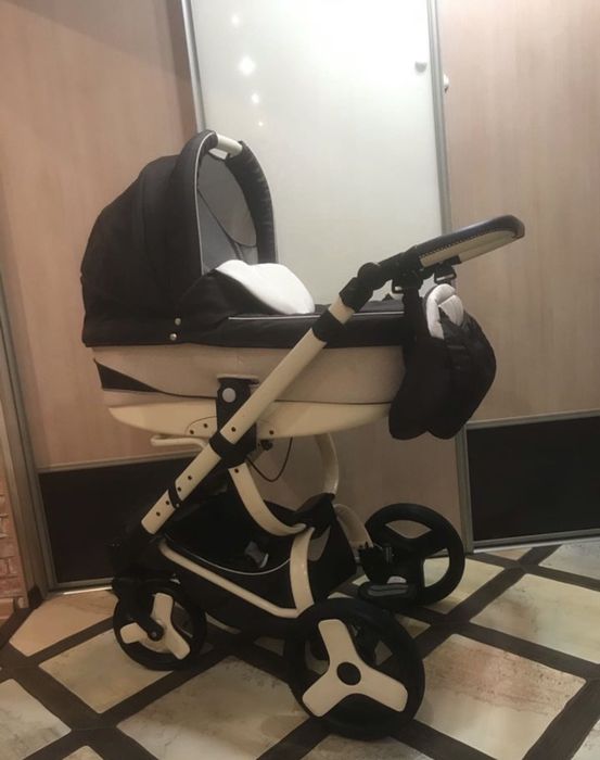 Продам коляску