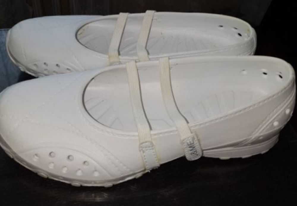 pantofi vara, piscina,15 lei, marimea 40. 41