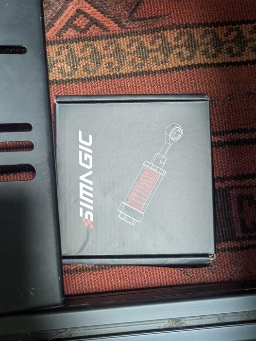 Продам симрейсинг-кокпит Simagic (полный комплект)