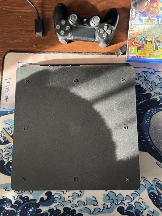 PlayStation 4 Slim - Starlink