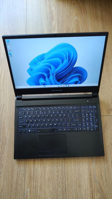 Laptop Gaming  Dream Machines – i5 Gen 11/GTX 1650/ 144Hz/16GB RAM/ SSD 256/