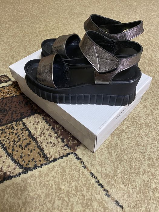 Босоножки ,сандали на платформе 37 размера