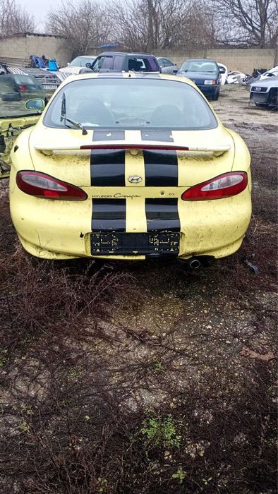Продава се само на части Hyundai Coupe 2.0