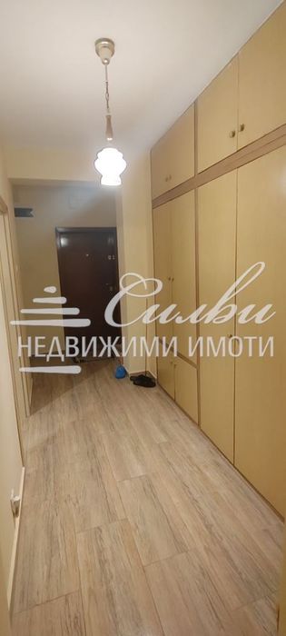 Етаж от къща в Шумен-Военно училище площ