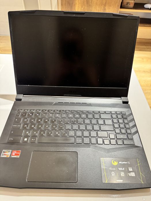 Лаптоп MSI Alpha 15 B5EEK, AMD