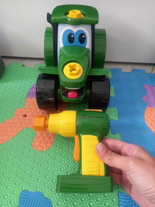 Детски трактор за сглобяване и разглобяване-John Deere- Запазен!