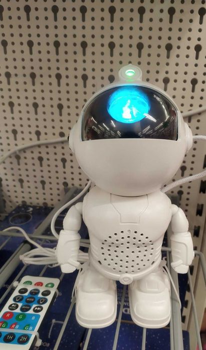 Робот нощна лампа LED прожектор и тонколона астронавт дистанц  11х8х20