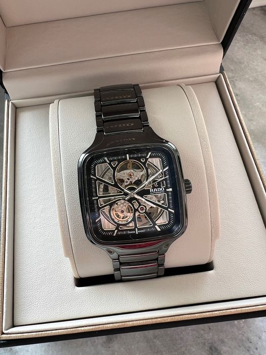 Часы Rado Open Heart