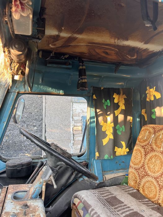 Трактор МТЗ 80..