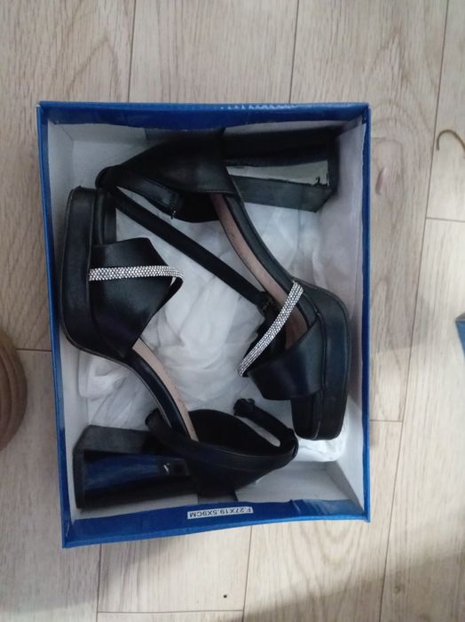 Босоножки каблуки