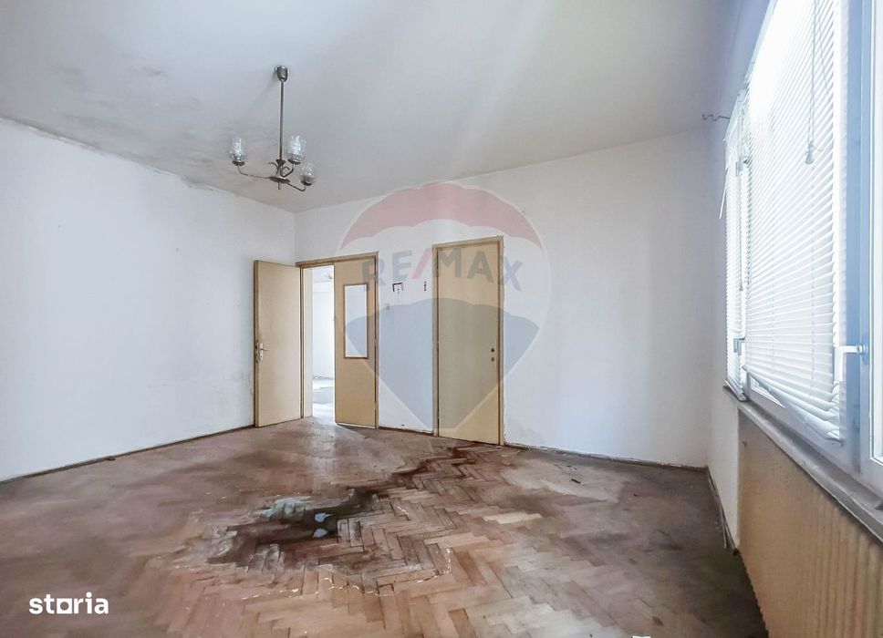 Vanzare Apartament 3 Camere, 2 Balcoane+2 Boxe, Universitate-P. Romana