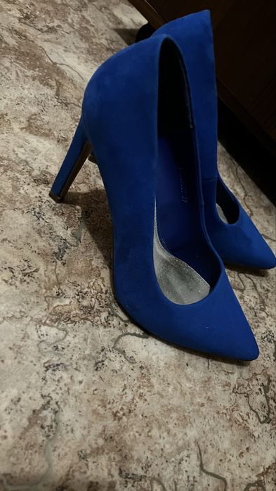 Продам туфли лодочки