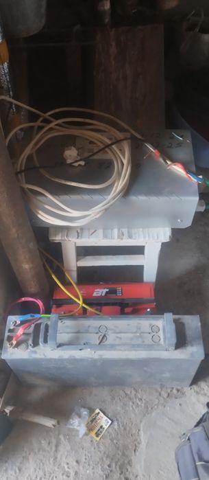 Электромонтер верхолаз