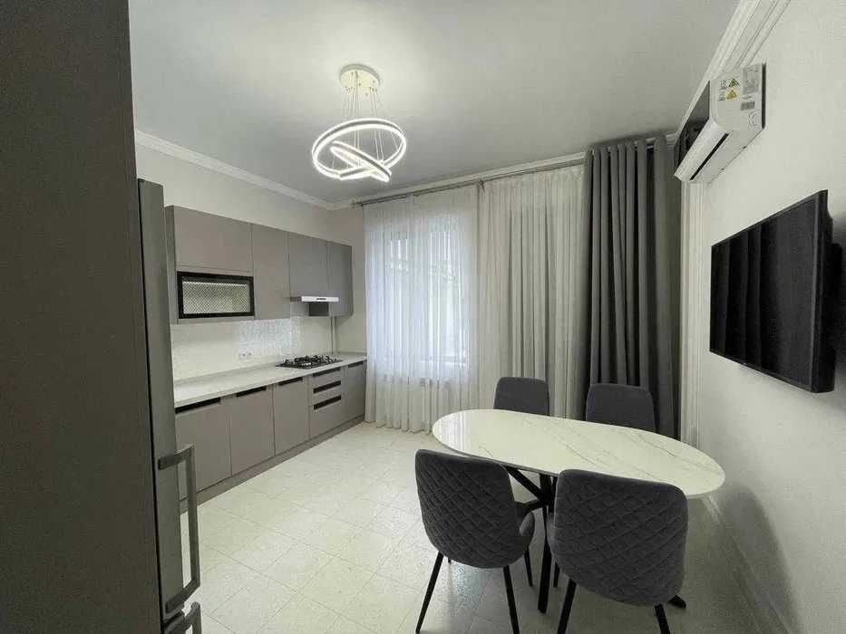 Аренда Евродома на Никитина с летним бассейном / id888 /