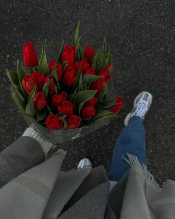 Букеты из тюльпанов к 8 марта