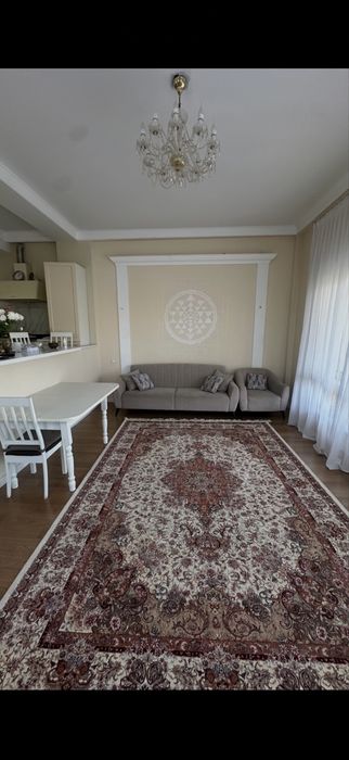 Продам 2 натуральных шерстяных ковра