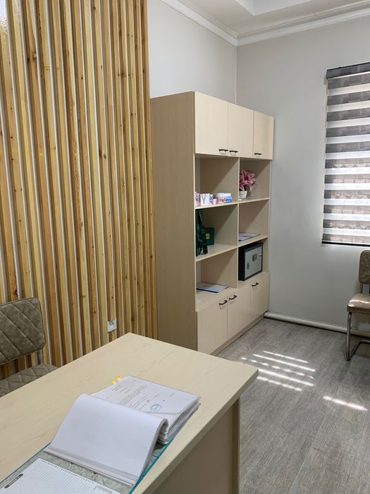 5/1/2- нежилое помещение центр, 135 кв Новомосковкая 1500