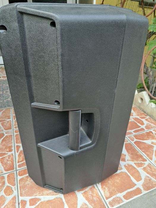 Vand Boxa RCF ART 715-A