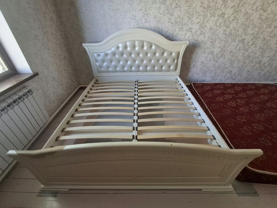 Спальный крават сатылады