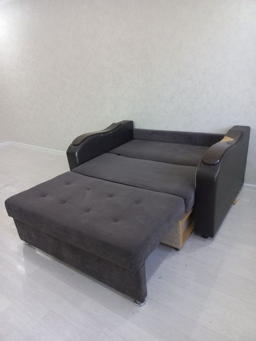 Продам диван в хорошем сост