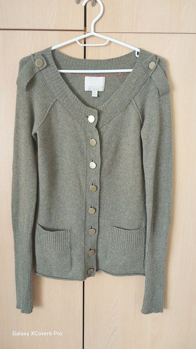 Кашмирена жилетка BANANA REPUELIC. Размер S/XS.