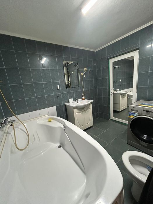 Casă cu 4 camere în Brăilița, teren 290 mp, curte pavată – Proprietar