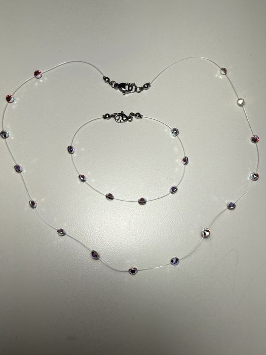 Бижута сваровски, колие, гривна  на нежна прозрачна корда.