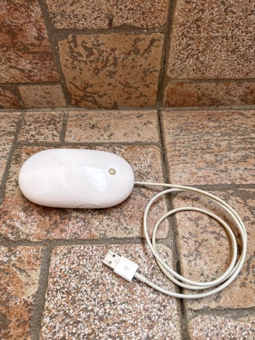 Oferta! MacBook Carcasa Plastic de Colectie + Magic Mouse retro!