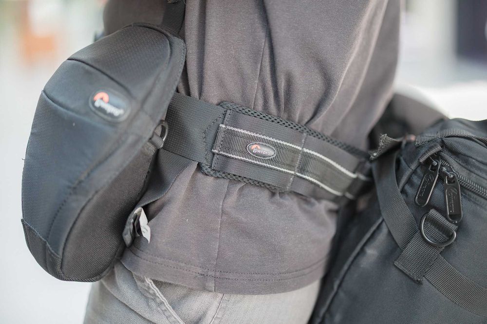 Модулна система Lowepro S&F (Street and Field) колан, калъф и тубуси